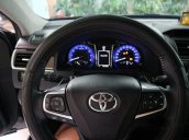 Cần bán Toyota Camry 2016, màu đen