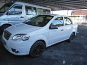 Cần bán Daewoo Gentra đời 2007, màu trắng như mới, 185tr