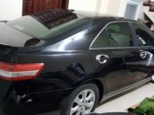 Chính chủ bán gấp Toyota Camry LE năm 2010, màu đen, xe nhập