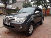 Bán Toyota Fortuner sản xuất năm 2010 đẹp như mới