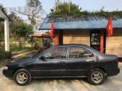 Bán xe Nissan Sunny đời 1996, màu đen, nhập khẩu