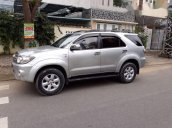 Chính chủ bán xe Toyota Fortuner năm 2009, màu bạc