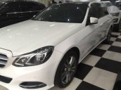 Chính chủ bán xe Mercedes E250 năm 2014, màu trắng