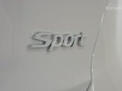 Bán ô tô Hyundai Elantra bản tăng áp sản xuất năm 2018, màu trắng, 749tr