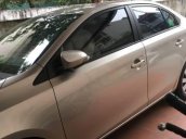 Bán Toyota Vios sản xuất năm 2017, màu vàng cát