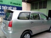 Bán Toyota Innova G năm sản xuất 2011, màu bạc  