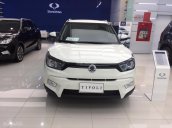 Bán xe Ssangyong Tivoli màu trắng