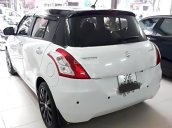 Bán xe Suzuki Swift 1.4AT đời 2016, màu trắng số tự động, giá 525tr