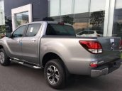 Bán xe Mazda BT 50 năm 2017, màu bạc 