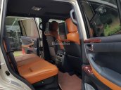 Bán xe Lexus LX 570 sản xuất năm 2015, màu vàng, đăng ký chính chủ