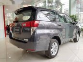 Cần bán xe Toyota Innova E đời 2018