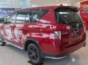 Cần bán xe Toyota Innova sản xuất 2018, màu đỏ, giá tốt