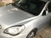 Cần bán lại xe Hyundai Accent 1.4 AT sản xuất năm 2010, màu bạc chính chủ, 295tr