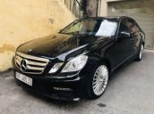 Cần bán gấp Mercedes đời 2011, màu đen