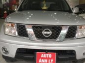 Bán Nissan Navara 2.5MT năm sản xuất 2013, màu bạc giá cạnh tranh