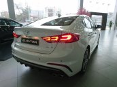 Giao Hyundai Elantra Sport 2018 thế hệ mới màu trắng, xe giao ngay, hỗ trợ trả góp 90%, LH: 090 467 5566 - 0967 69 69 56