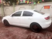 Bán ô tô Mazda 3 đời 2004, màu trắng, giá 260tr