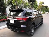 Cần bán gấp Toyota Fortuner 2.4G 4x2 MT đời 2017, màu nâu, xe nhập