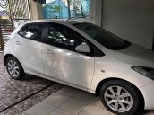 Bán xe Mazda 2 sản xuất năm 2012, màu trắng, giá tốt