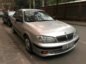 Cần bán gấp Nissan Sunny đời 2001, màu bạc, xe nhập số tự động