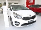 Cần bán xe Kia Rondo GAT đời 2018, màu trắng tại Phú Thọ