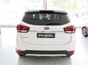 Cần bán xe Kia Rondo GAT đời 2018, màu trắng tại Phú Thọ