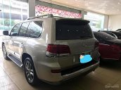 Bán xe Lexus LX 570 sản xuất năm 2015, màu vàng, nhập khẩu