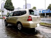 Cần bán lại xe Nissan Grand Livina đời 2011, màu ghi vàng