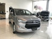 Bán ô tô Toyota Innova 2.0 đời 2018, màu xám, giá 700tr