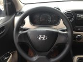 Bán xe Hyundai i10 đời 2015, màu bạc, nhập khẩu nguyên chiếc, giá cạnh tranh