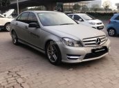 Bán xe Mercedes C300 AMG năm sx 2011, màu bạc, nhập khẩu