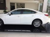 Bán xe Mazda 6 đời 2018, màu trắng, giá 819tr