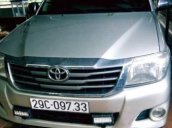 Cần bán Toyota Hilux MT sản xuất 2011, 415tr