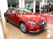 Mercedes C200 2018 màu đỏ, giao xe ngay - Ưu đãi nhất