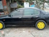 Cần bán gấp Nissan Cefiro năm 1996, màu đen