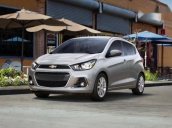 Bán xe Chevrolet Spark đời 2017, màu xanh, giá tốt