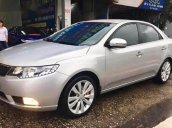 Cần bán xe Kia Forte 2014, màu bạc xe gia đình