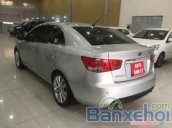 Chính chủ bán ô tô Kia Cerato đời 2011, màu trắng