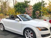 Cần bán xe Audi TT sản xuất năm 2007, màu trắng, xe nhập số tự động