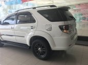 Bán xe Toyota Fortuner đời 2016, màu trắng như mới