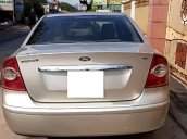 Bán Ford Focus 2008, màu bạc xe gia đình