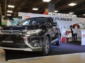 Bán xe Mitsubishi Outlander 2018, màu trắng, nhập khẩu Nhật Bản