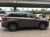 Bán ô tô Toyota Highlander LE sản xuất 2017, màu nâu, xe xuất Mỹ