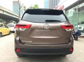 Bán ô tô Toyota Highlander LE sản xuất 2017, màu nâu, xe xuất Mỹ