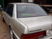 Bán Nissan Bluebird đời 1992, màu bạc, nhập khẩu nguyên chiếc, giá tốt