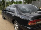 Cần bán lại xe Nissan Cefiro năm sản xuất 1997, màu đen xe gia đình, 125tr