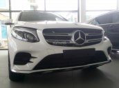 Bán xe Mercedes GLC 300 màu trắng giá tốt. Giao xe ngay