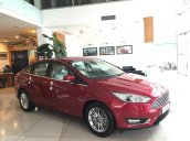 Bán Ford Focus Titanium Sedan 1.5 tăng áp Ecoboost 2018, tặng PK hấp dẫn - LH: 093 1234768