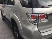 Fortuner 2.5G 2015 máy dầu, mầu bạc, số sàn tên cá nhân. Xe đã đẹp biển còn Víp