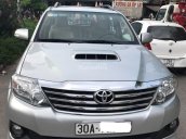 Fortuner 2.5G 2015 máy dầu, mầu bạc, số sàn tên cá nhân. Xe đã đẹp biển còn Víp